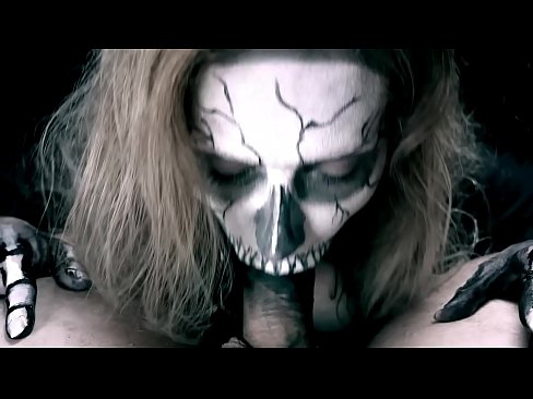 ❤️ Demoniška mergina čiulpia varpą savo juoda burna ir ryja spermą. ❌ Dulkinimasis prie lt.risegame.top ❤