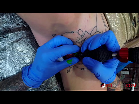 ❤️ Itin tatuiruota karšta Sully Savage gavo tatuiruotę ant savo klitorio ❌ Dulkinimasis prie lt.risegame.top ❤